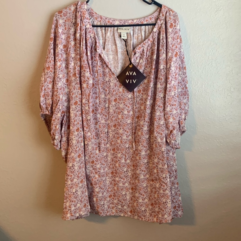 NWT Ava & Viv Lavender Floral Top 4x